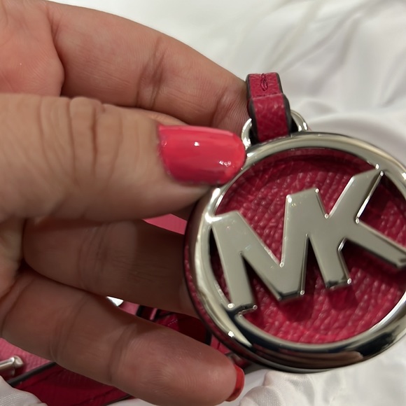 Michael Kors red purse - Picture 6 of 6